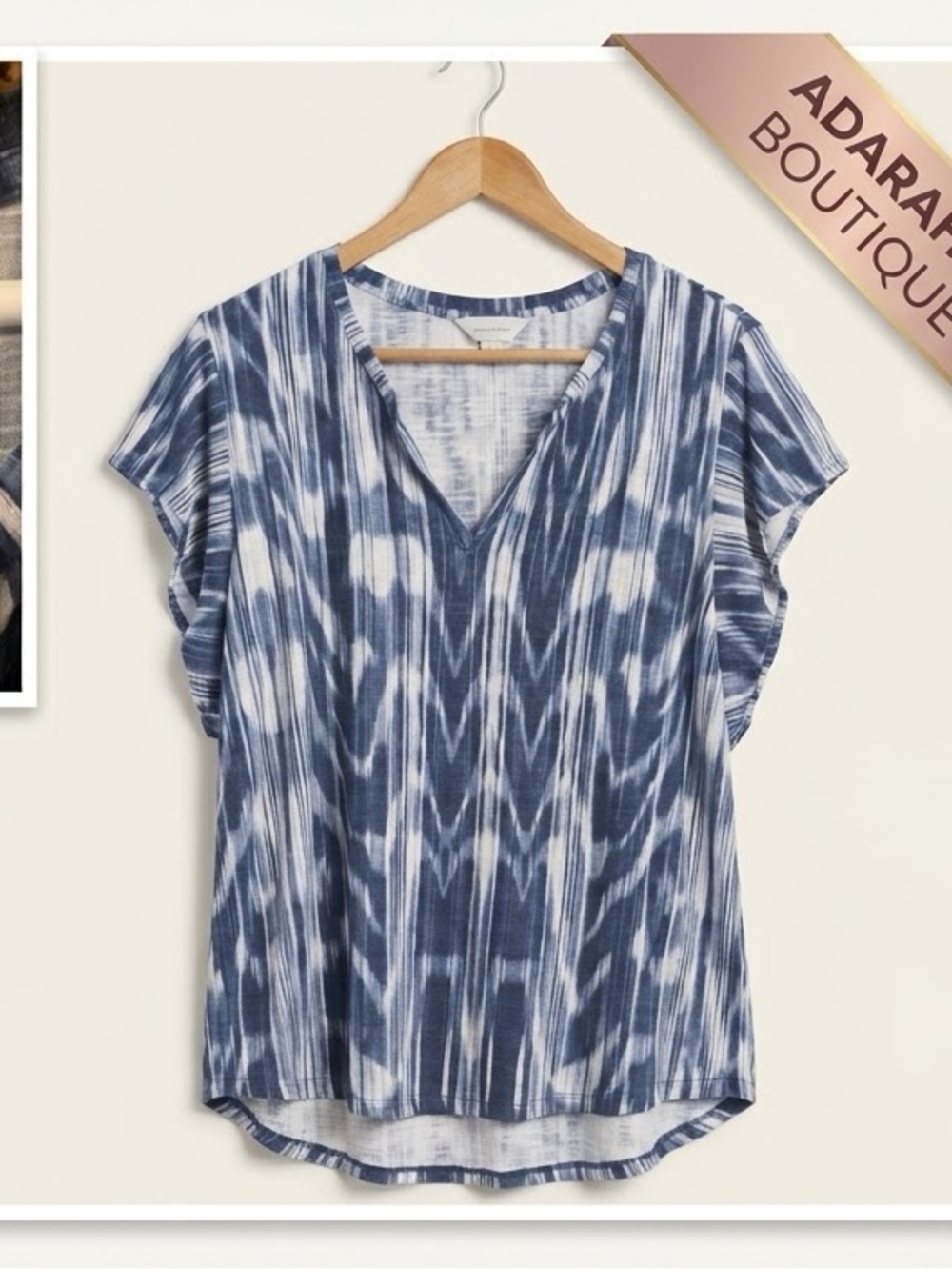 Liz Claiborne Blue and White Tie-Dye V-Neck Tunic